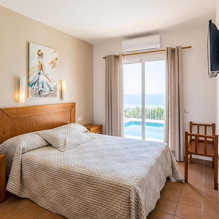 Villa Camamilla By Menorca Vacations Son Bou Bagian luar foto