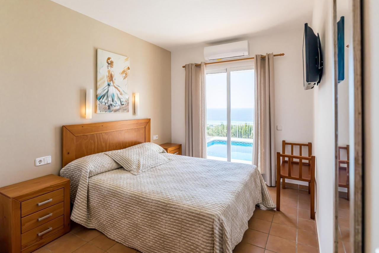 Villa Camamilla By Menorca Vacations Son Bou Bagian luar foto
